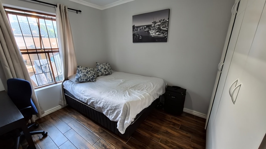 To Let 2 Bedroom Property for Rent in Table View Western Cape
